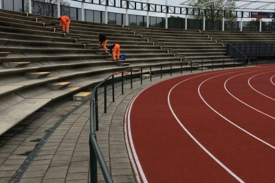 Antislip op trappen FBK Stadion te Hengelo