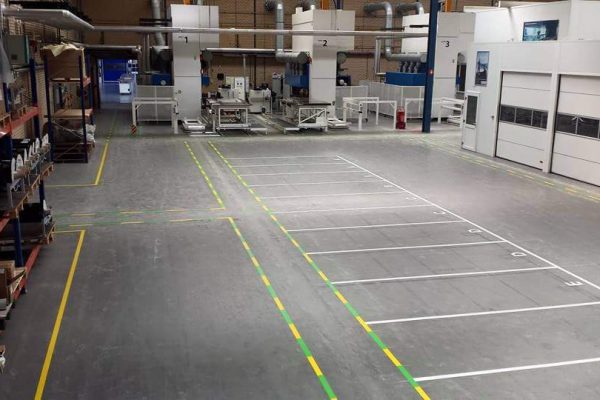 Bedrijfs- & Buitenterreinen9