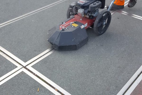 Enschede Stationsplein antislip coating op ijzeren strips