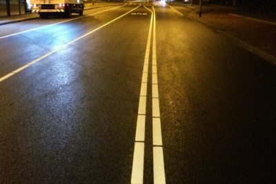 Wegmarkeringen Stationsweg in Groningen
