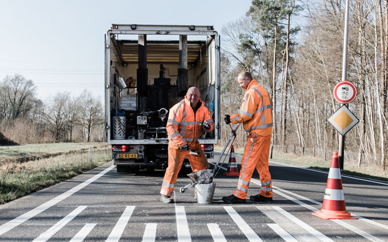Wat is wegmarkering? Een technisch overzicht van materialen en functies